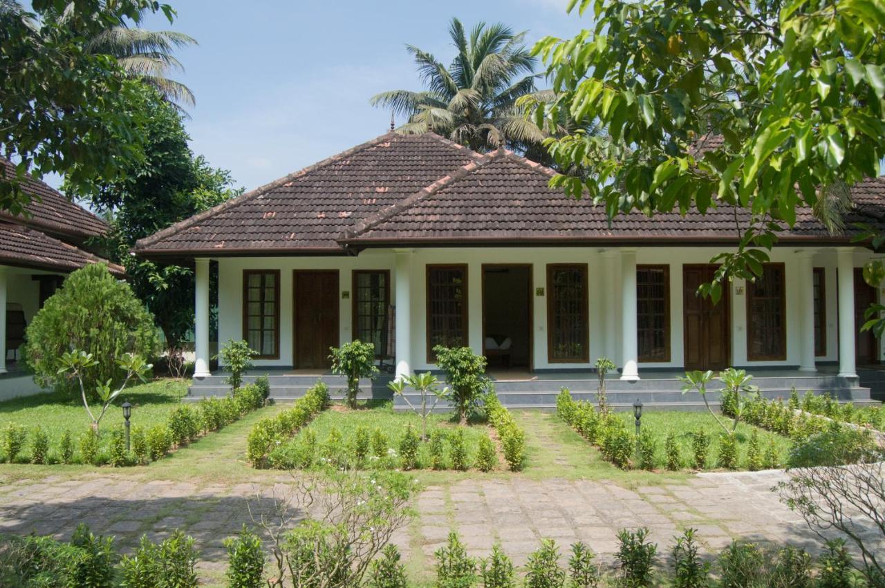 Triveny River Palace Hotel Alappuzha Exterior foto
