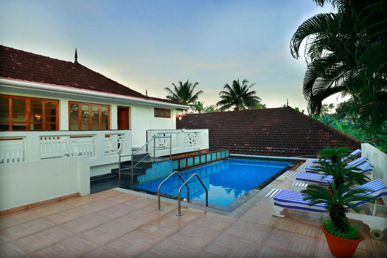 Triveny River Palace Hotel Alappuzha Exterior foto